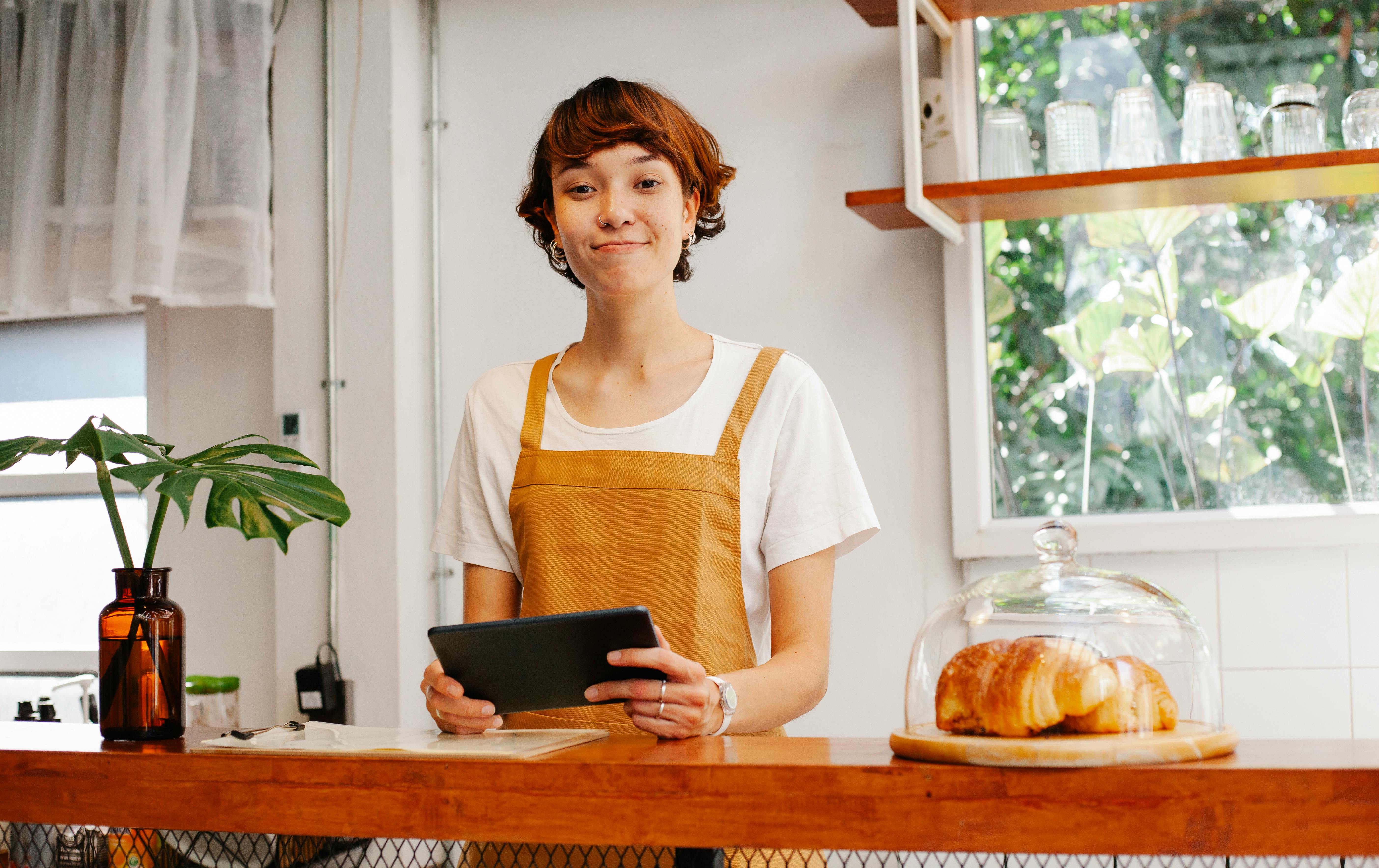Barista with tablet